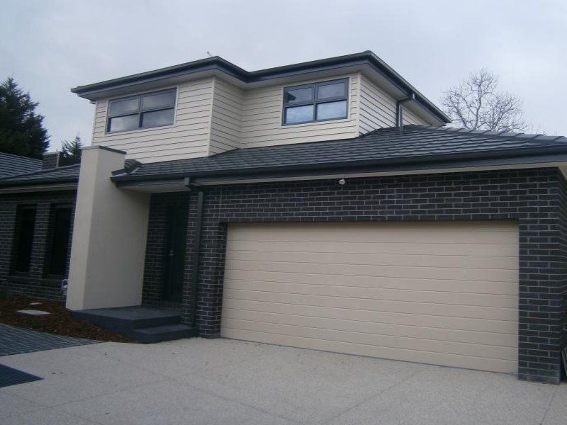 3 bedrooms Townhouse in 5/110 Nell Street GREENSBOROUGH VIC, 3088