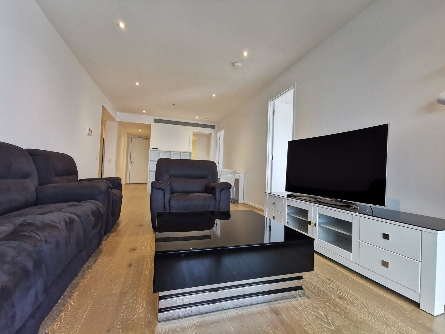 3 bedrooms Apartment / Unit / Flat in 5505/35 Queens Bridge Street SOUTHBANK VIC, 3006