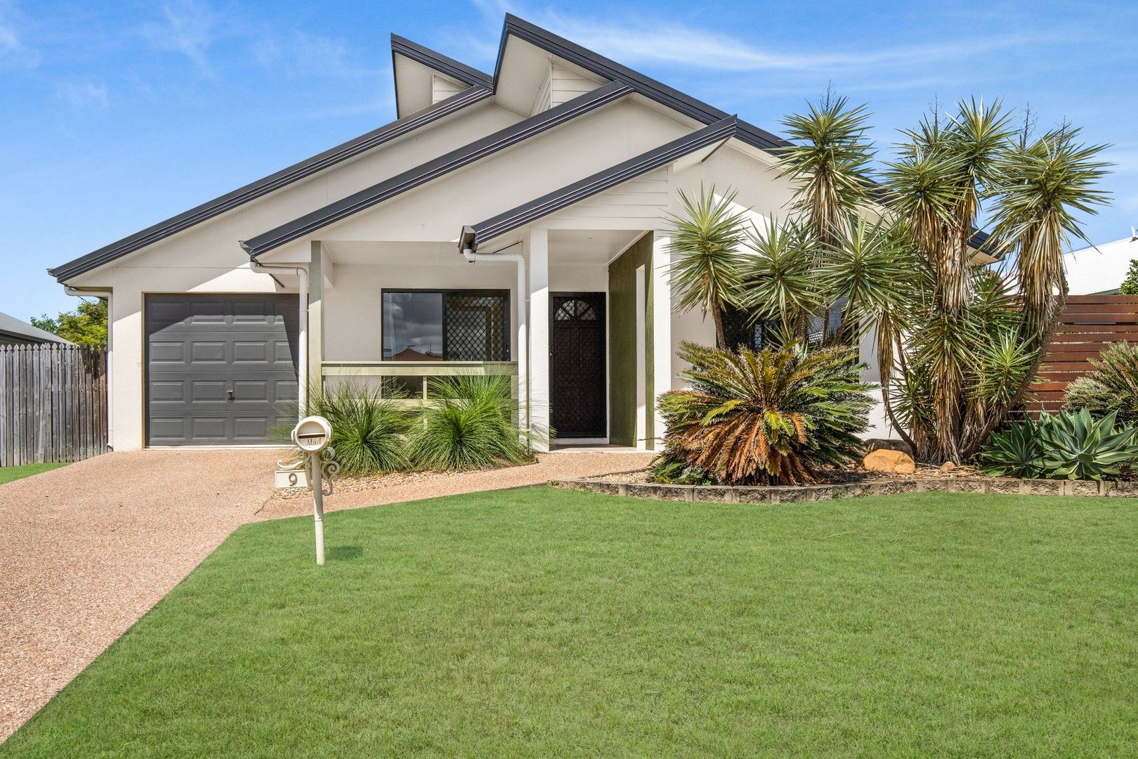 9 Wexford Crescent, Mount Low QLD 4818, Image 0