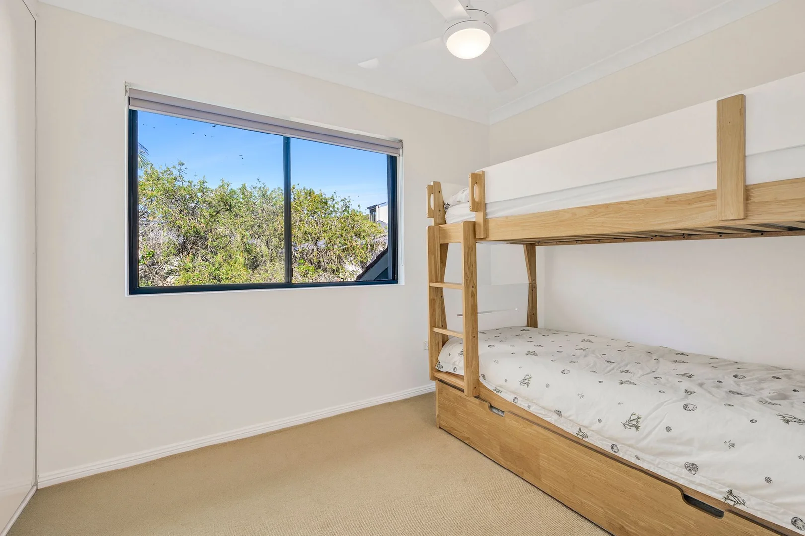 Additional image 8 of 4/12-14 The Crescent, Avalon Beach NSW 2107