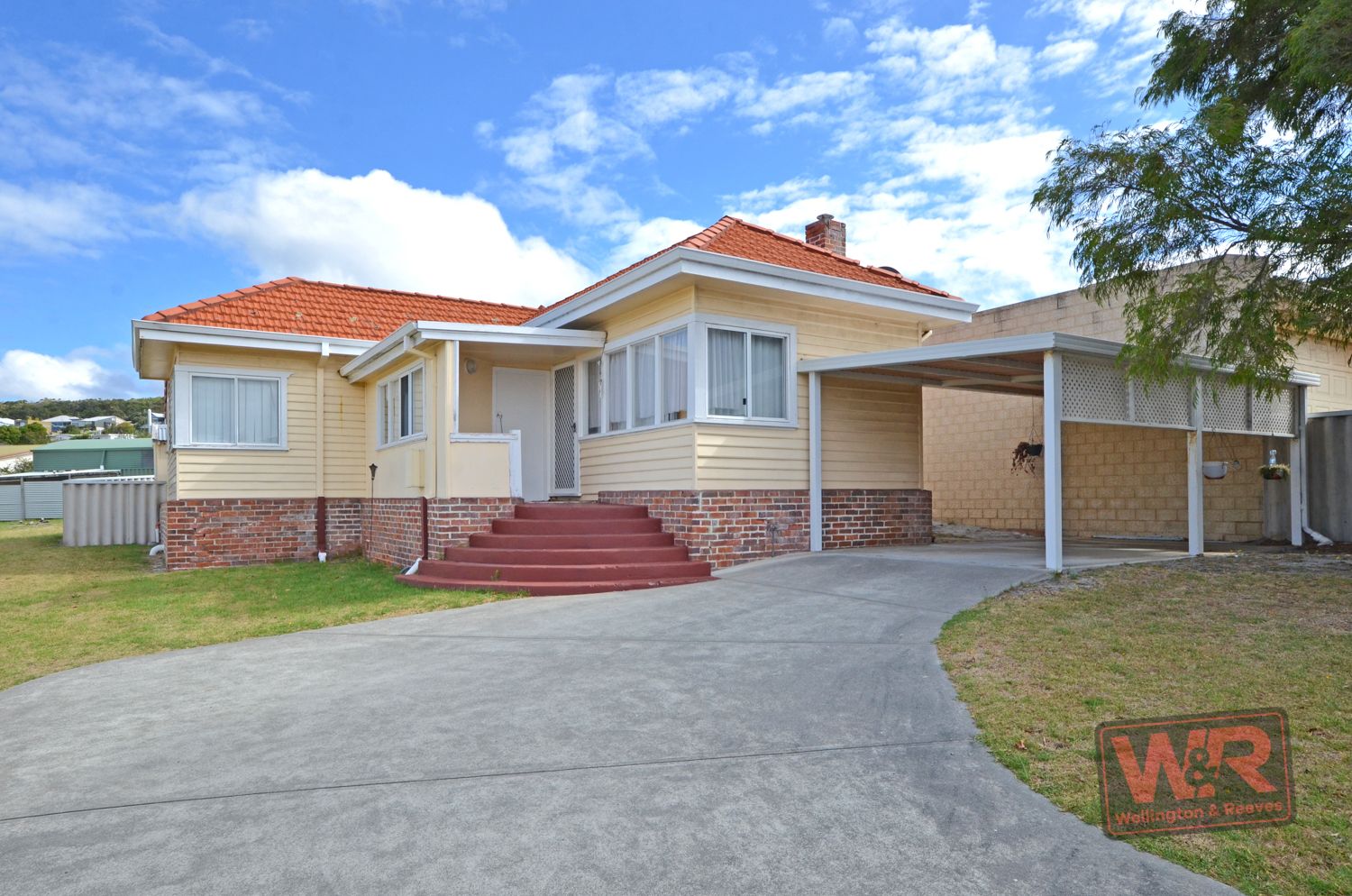 47 Wollaston Road, Middleton Beach WA 6330, Image 2