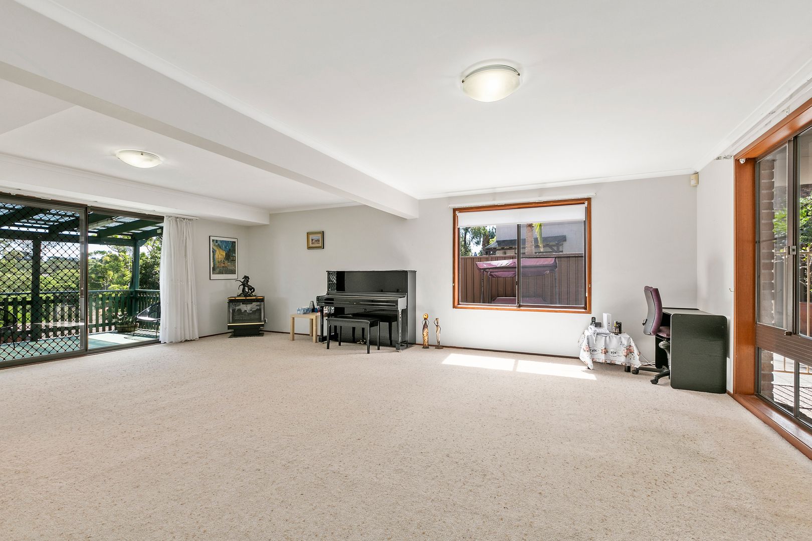 8 Northbrook Place, Illawong NSW 2234, Image 1