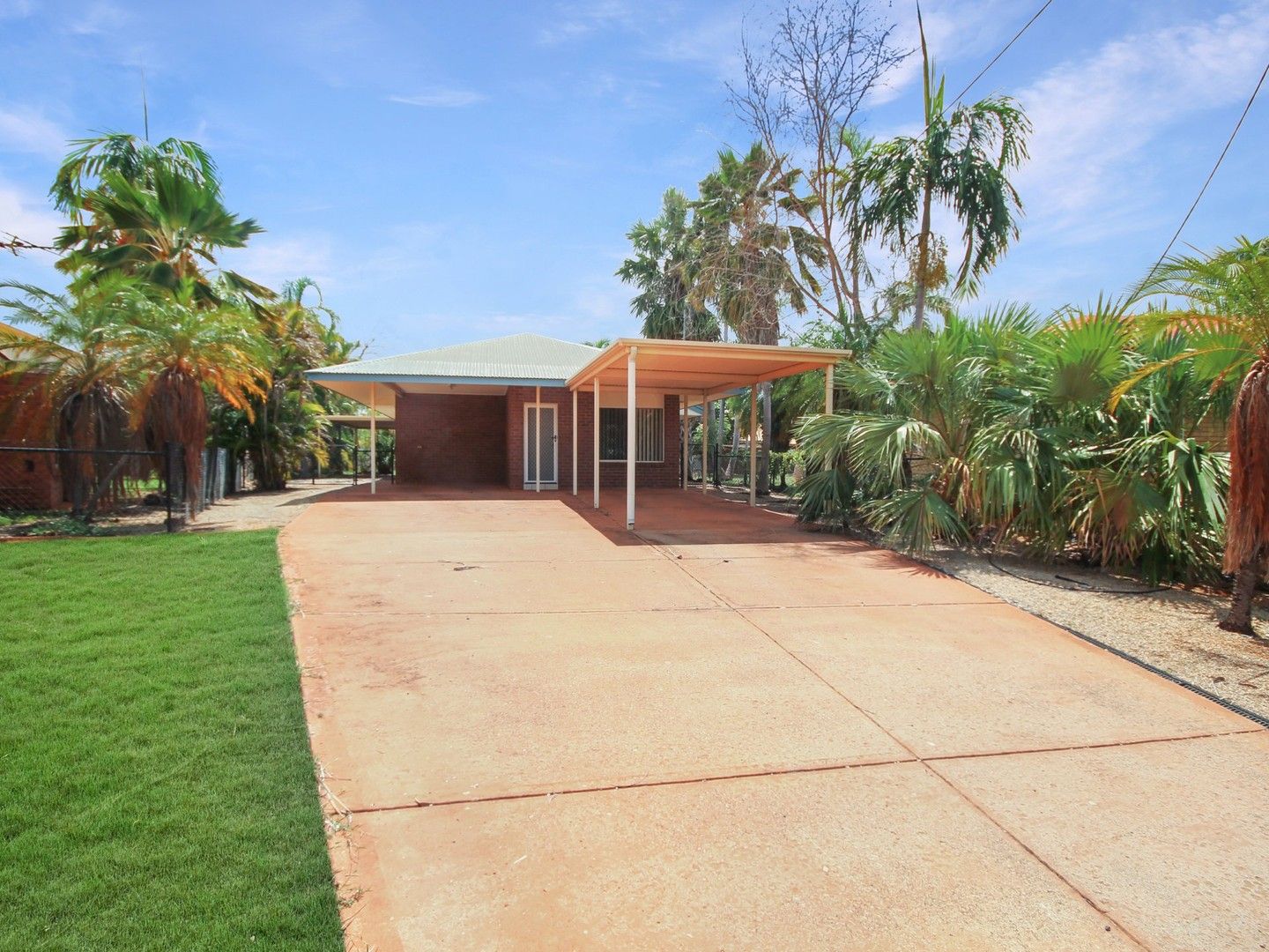 4 bedrooms House in 6 Travers Court KATHERINE NT, 0850