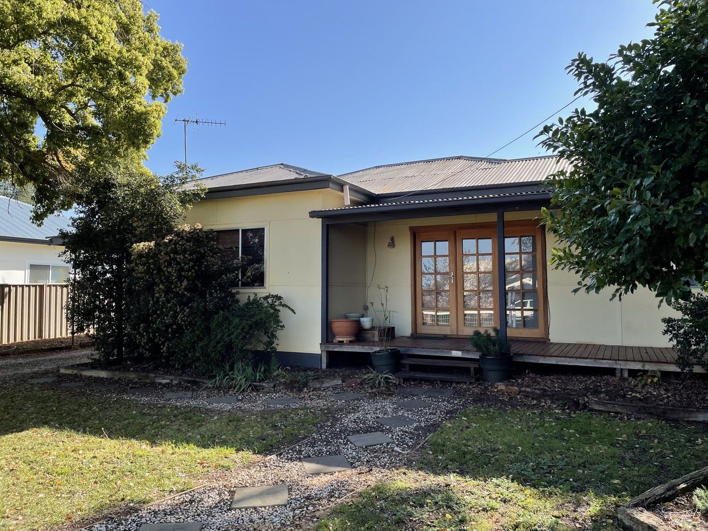 3 bedrooms House in 3 Baringa Street GRIFFITH NSW, 2680