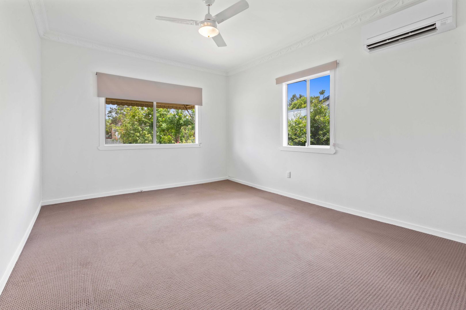 16 Nicholson Street, Greenslopes QLD 4120, Image 2