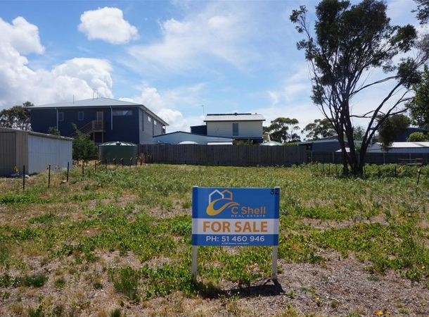 32 Cliff Street, Loch Sport VIC 3851