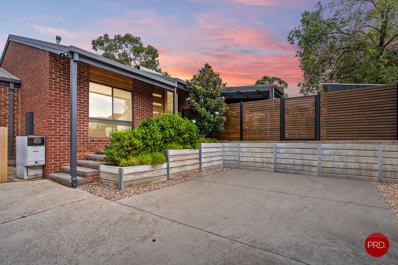 196 Aspinall Street, Kangaroo Flat VIC 3555, Image 2