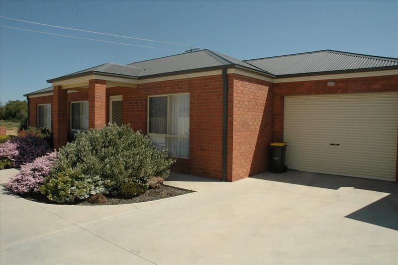 1//16 East Field Street, Maryborough VIC 3465, Image 0