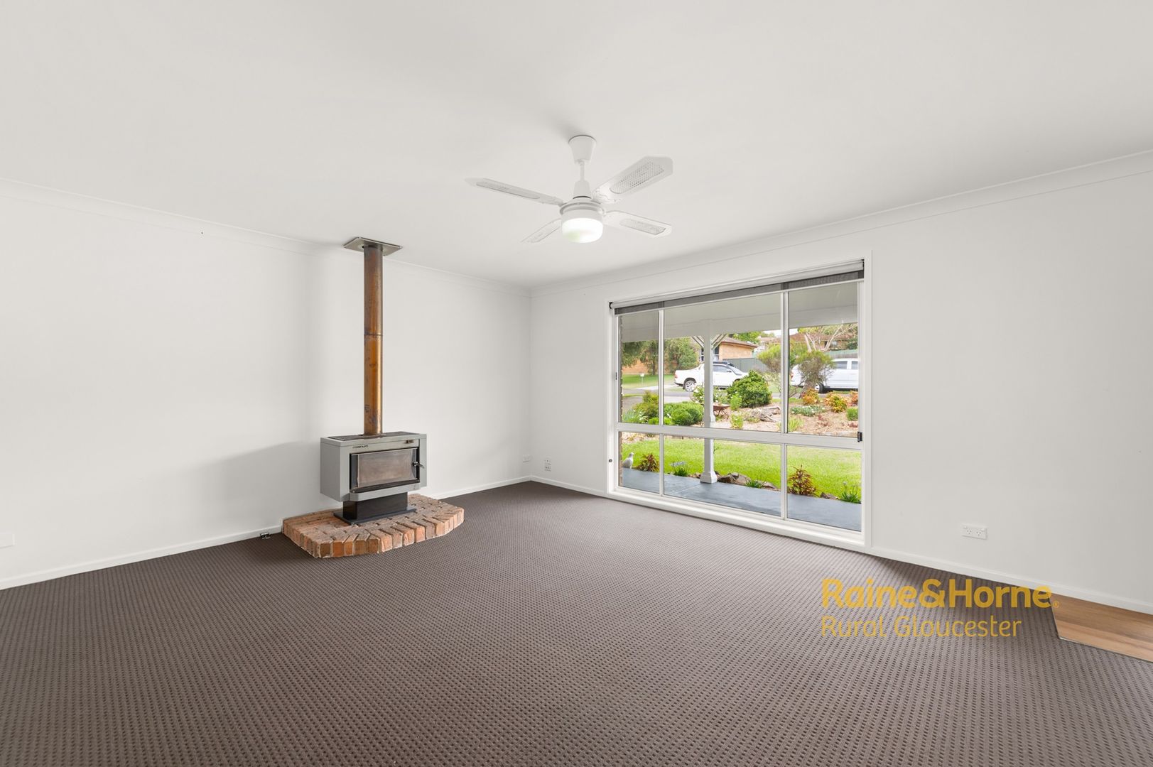 15 Wattle Close, Gloucester NSW 2422, Image 2