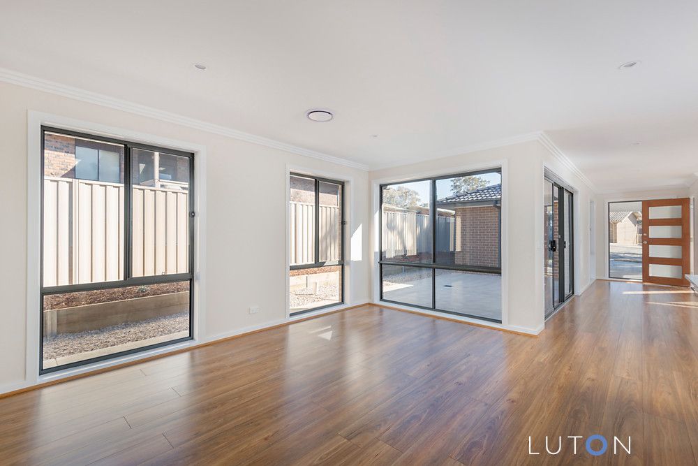 8A Kellway Street, Evatt ACT 2617, Image 2