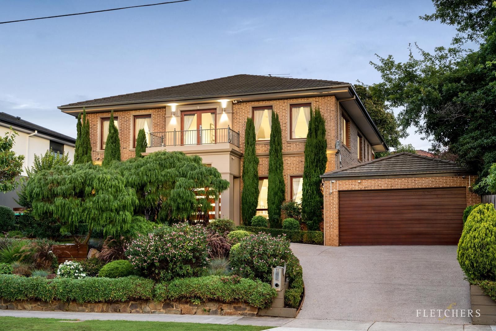 18 Oak Street, Surrey Hills VIC 3127