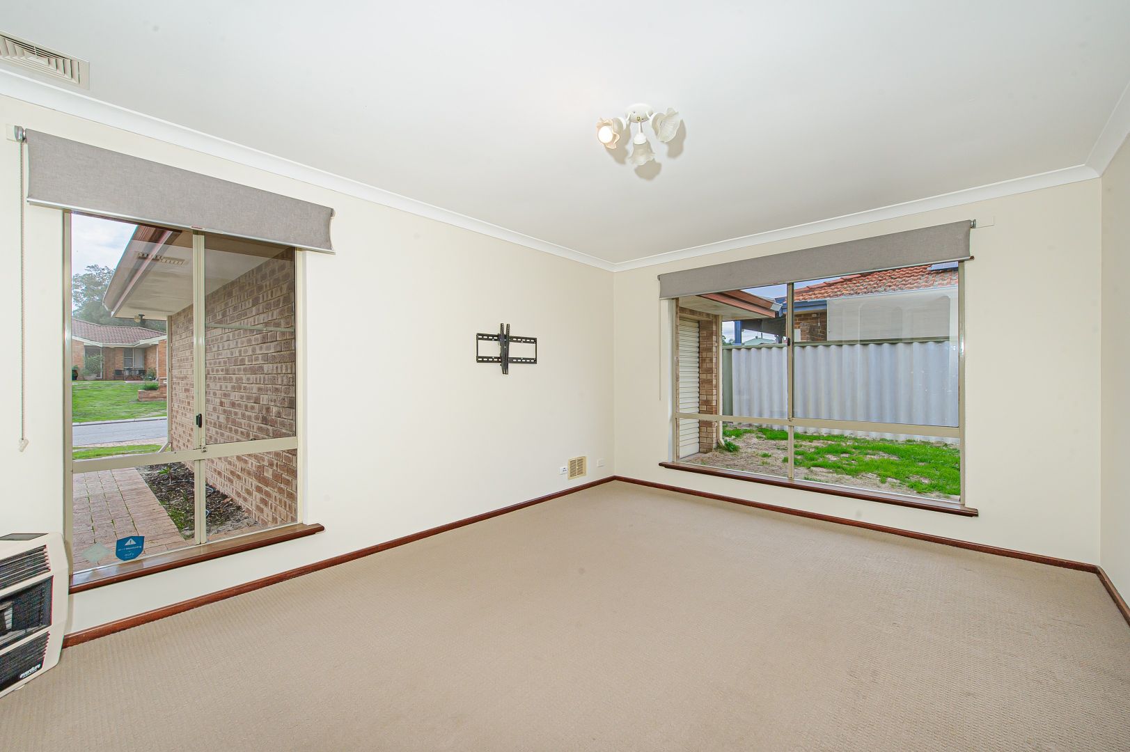 10 Banksia Court, Bullsbrook WA 6084, Image 2