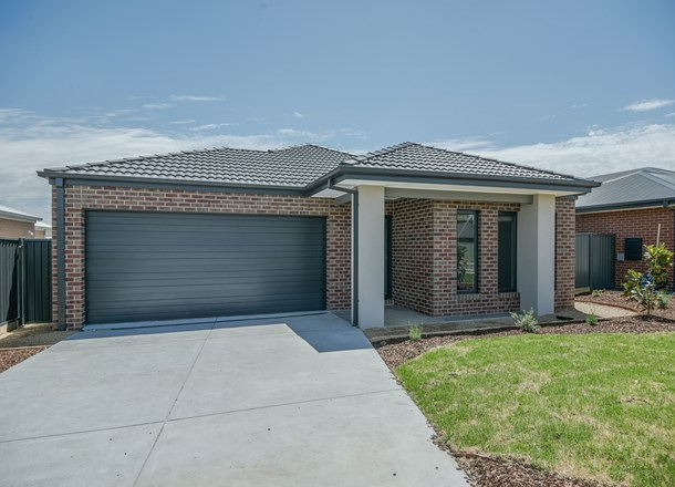 17 Newmarket Terrace, Miners Rest VIC 3352