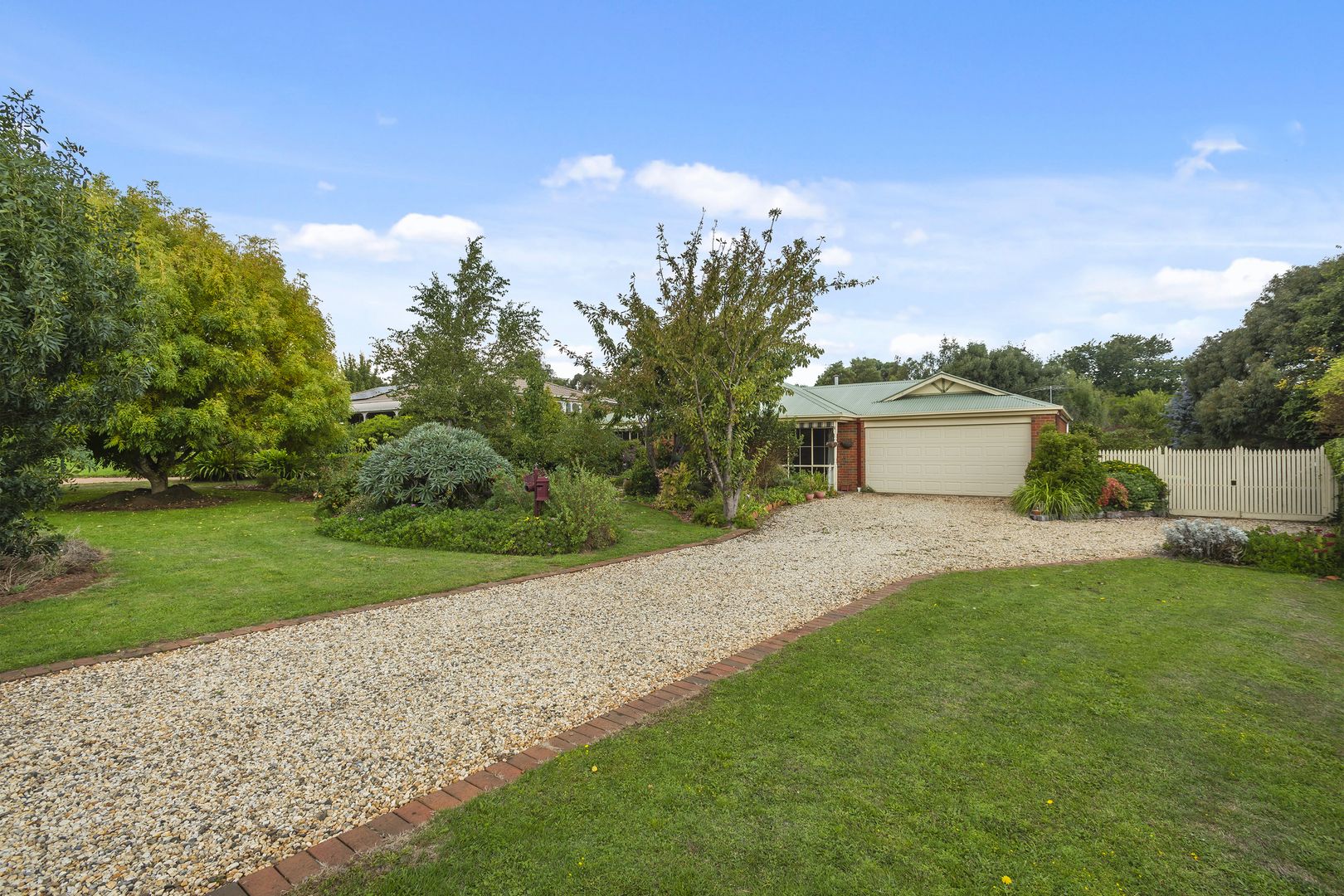 18 Harvest Close, Romsey VIC 3434, Image 1