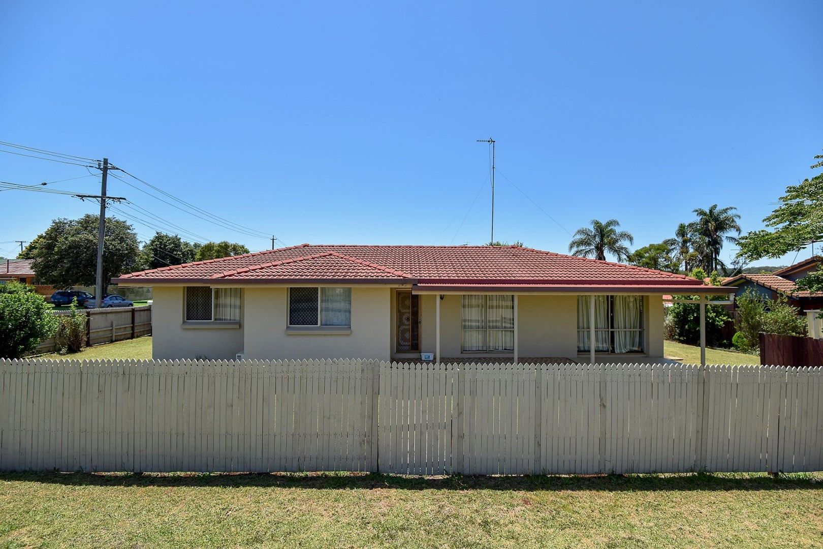 82 Debra Street, Centenary Heights QLD 4350, Image 0