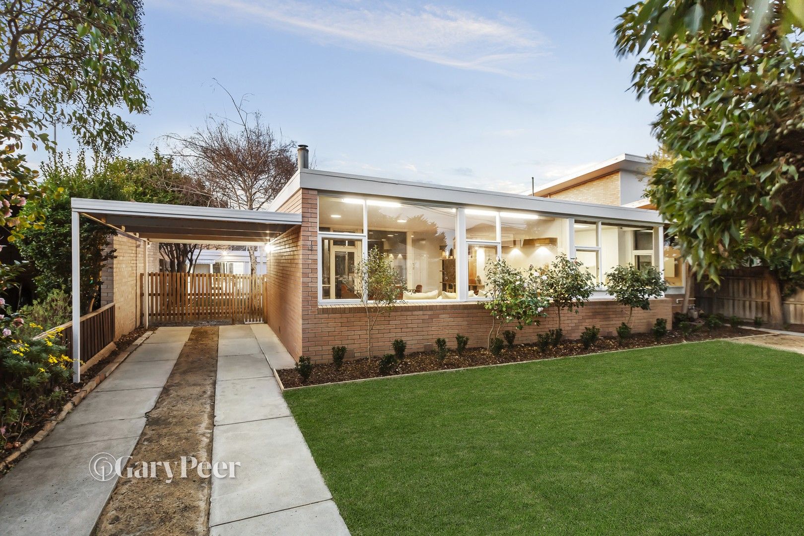 12 Edinburgh Avenue, Caulfield VIC 3162, Image 0