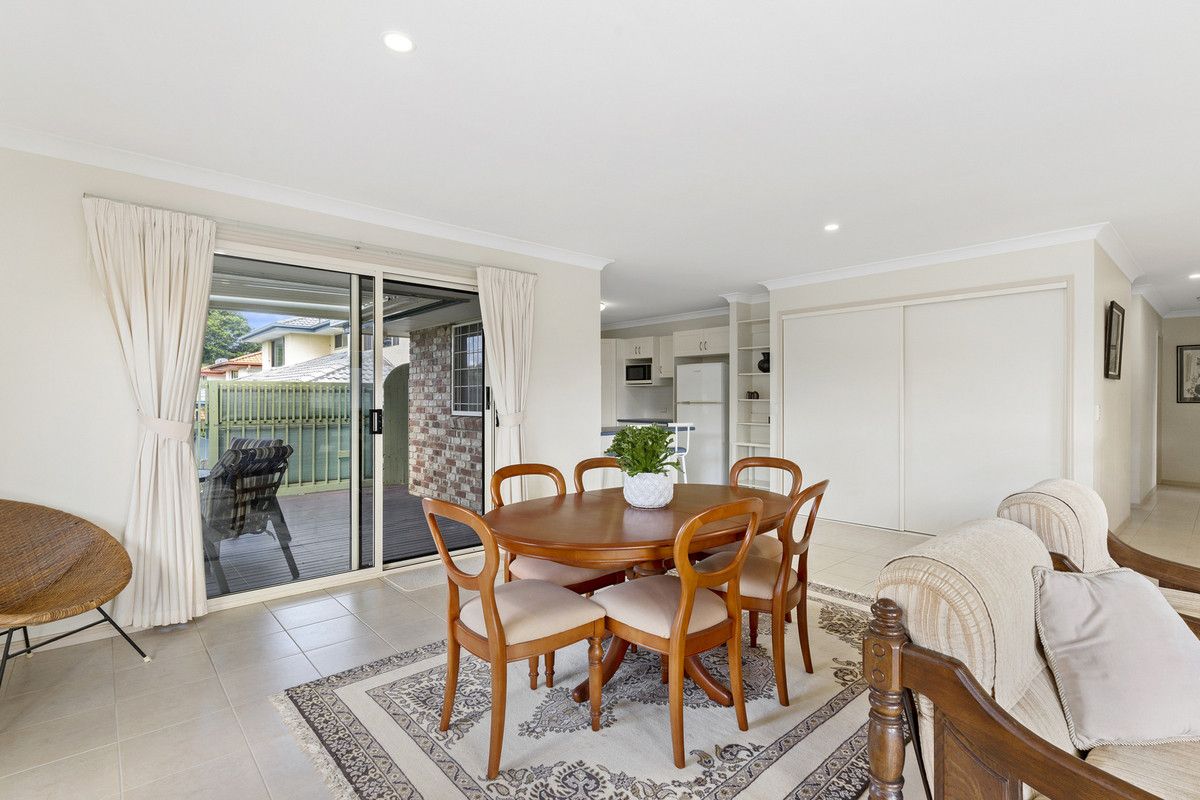 2/239 Darlington Drive, Banora Point NSW 2486, Image 0