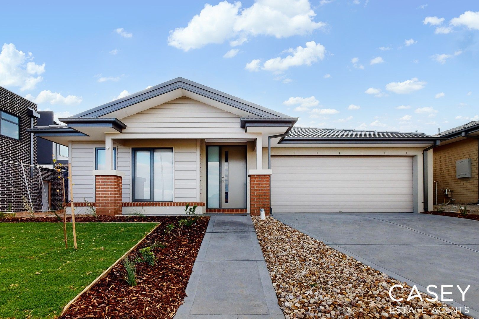 4 bedrooms House in 27 Cavern Boulevard CLYDE NORTH VIC, 3978