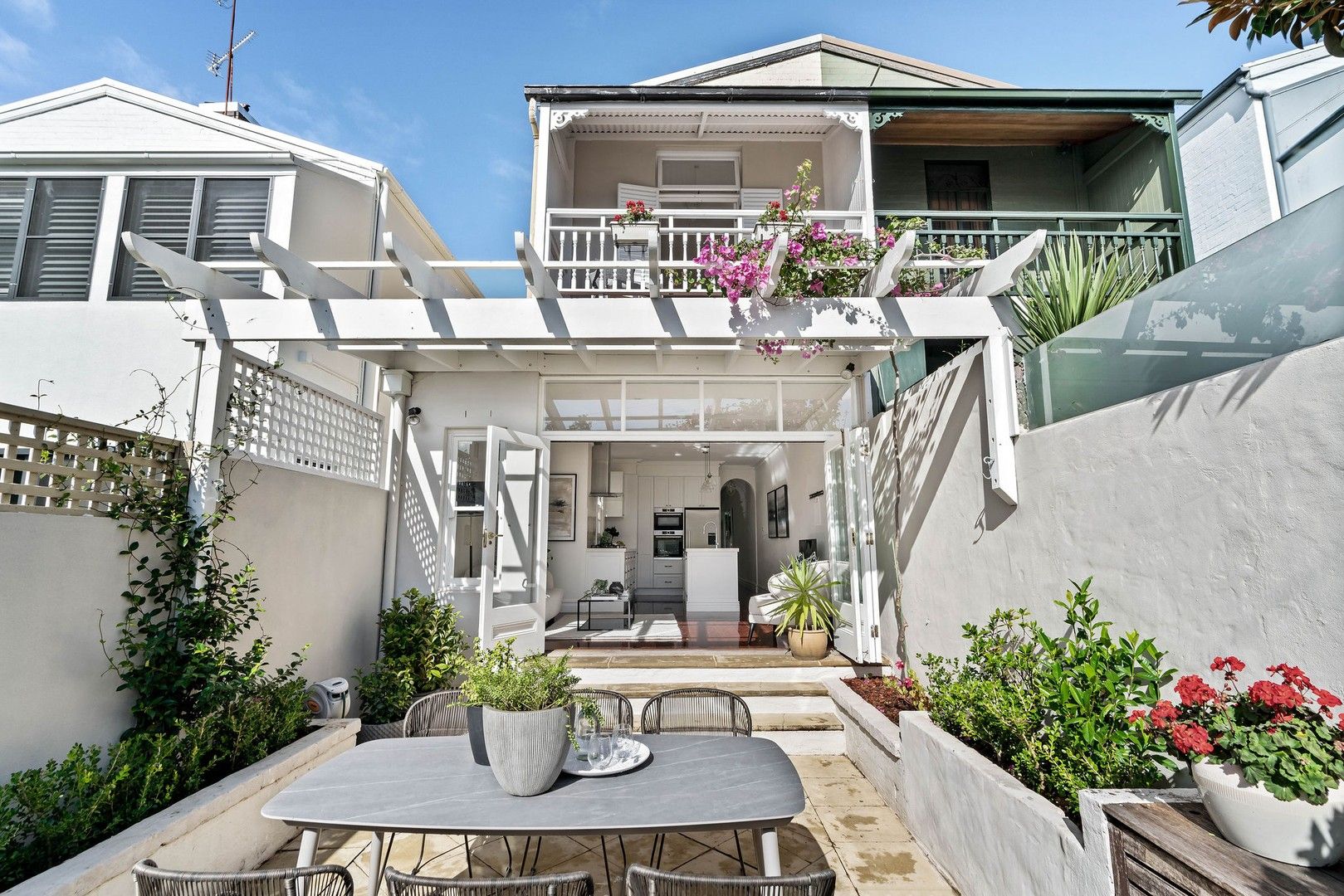3 bedrooms Terrace in 17 Dillon Street PADDINGTON NSW, 2021