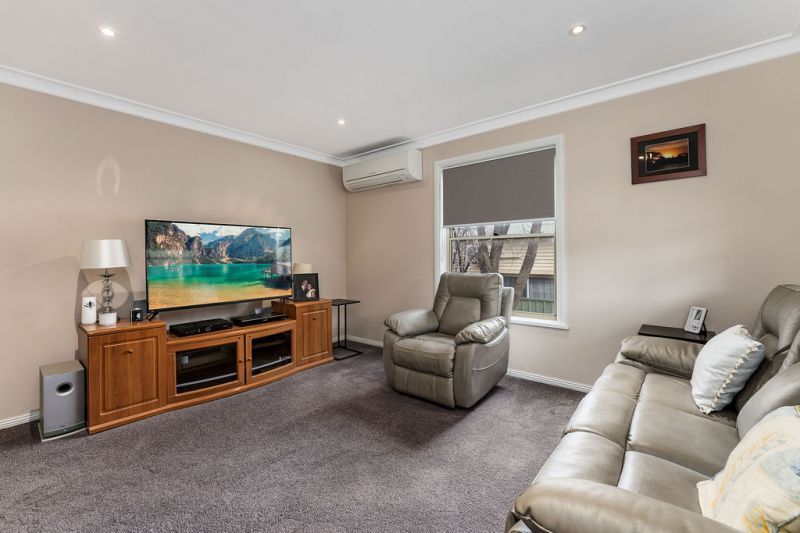 4/141 Menangle Street West, Picton NSW 2571, Image 2