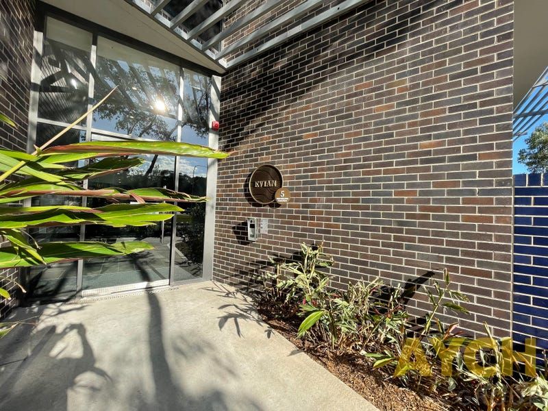 2 bedrooms Apartment / Unit / Flat in 11099/5 Bennelong Parkway WENTWORTH POINT NSW, 2127