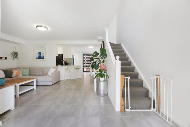 9/13 Cupania Place Elanora 4221 - Image 3