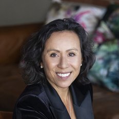 Simone Chin, Principal