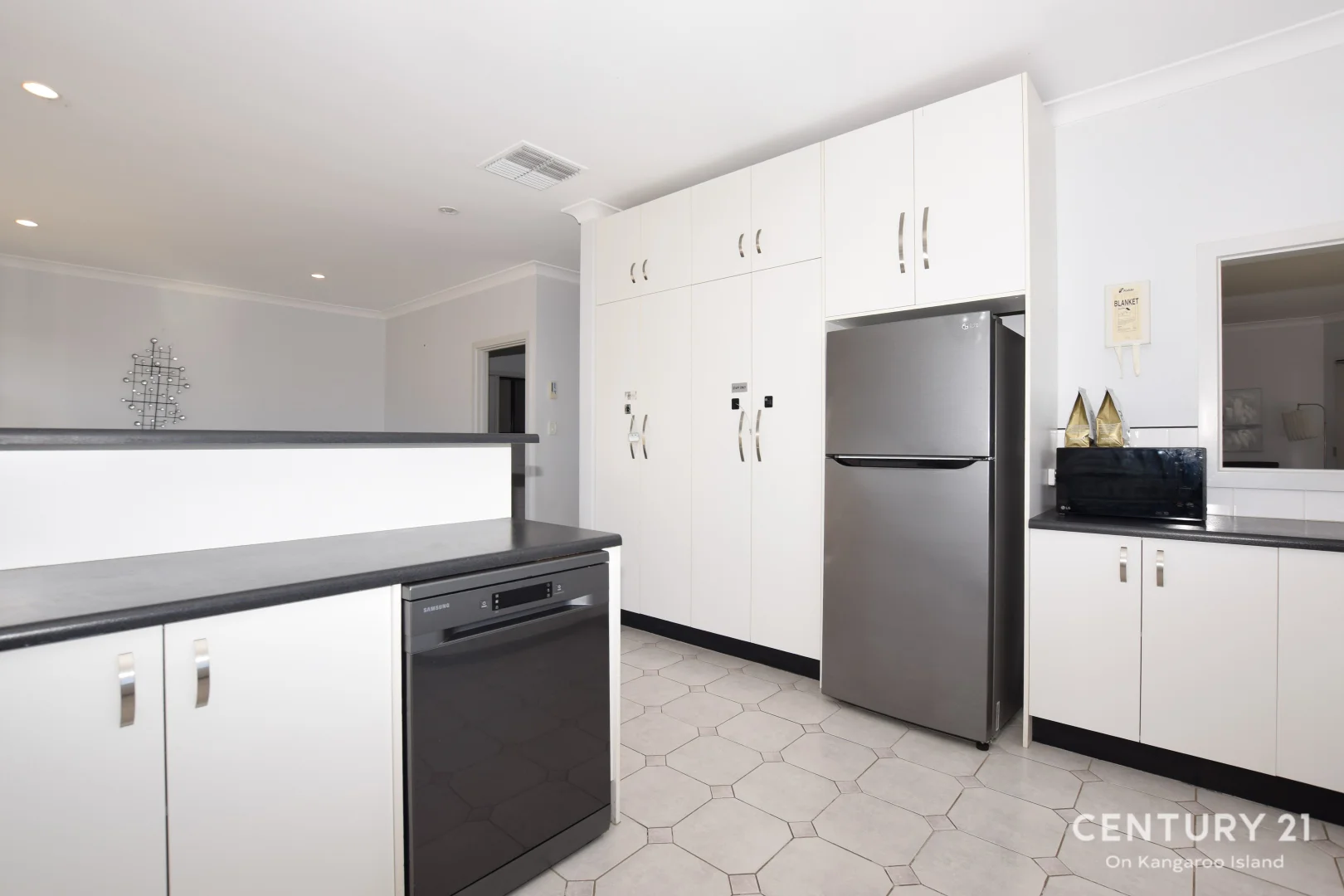 Additional image 11 of 69 Howard Drive, Penneshaw SA 5222