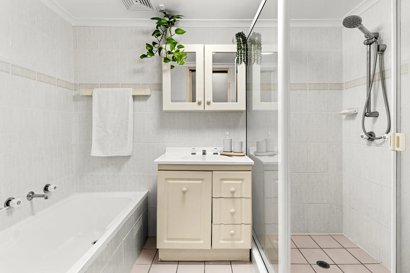 Additional image 5 of 21/10-14 Warburton Street, Gymea NSW 2227