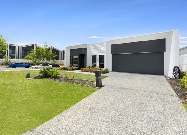 2 Summit Place, Pimpama QLD 4209