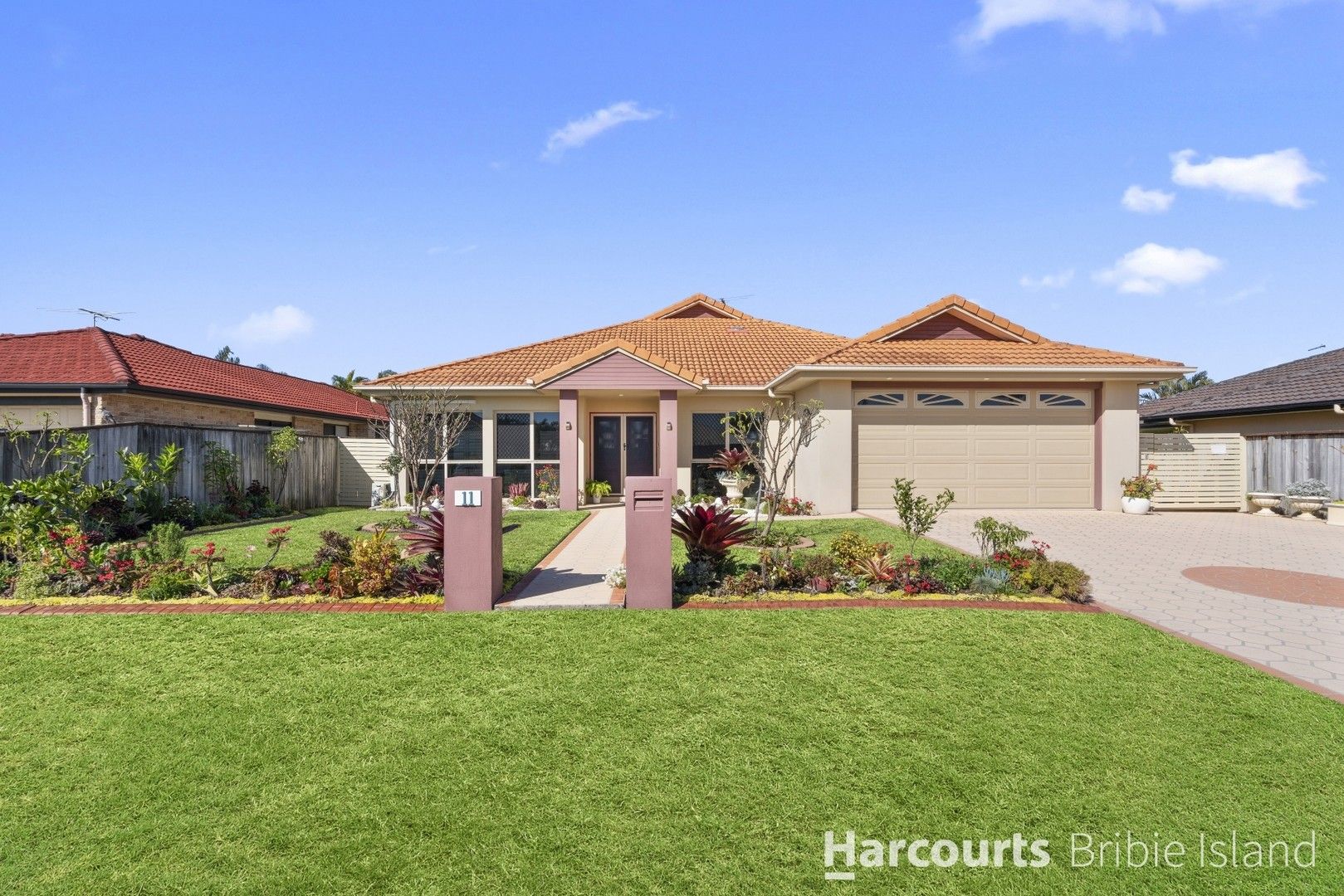 Sold 11 Bilinga Court Sandstone Point QLD 4511 on 10 Nov 2022