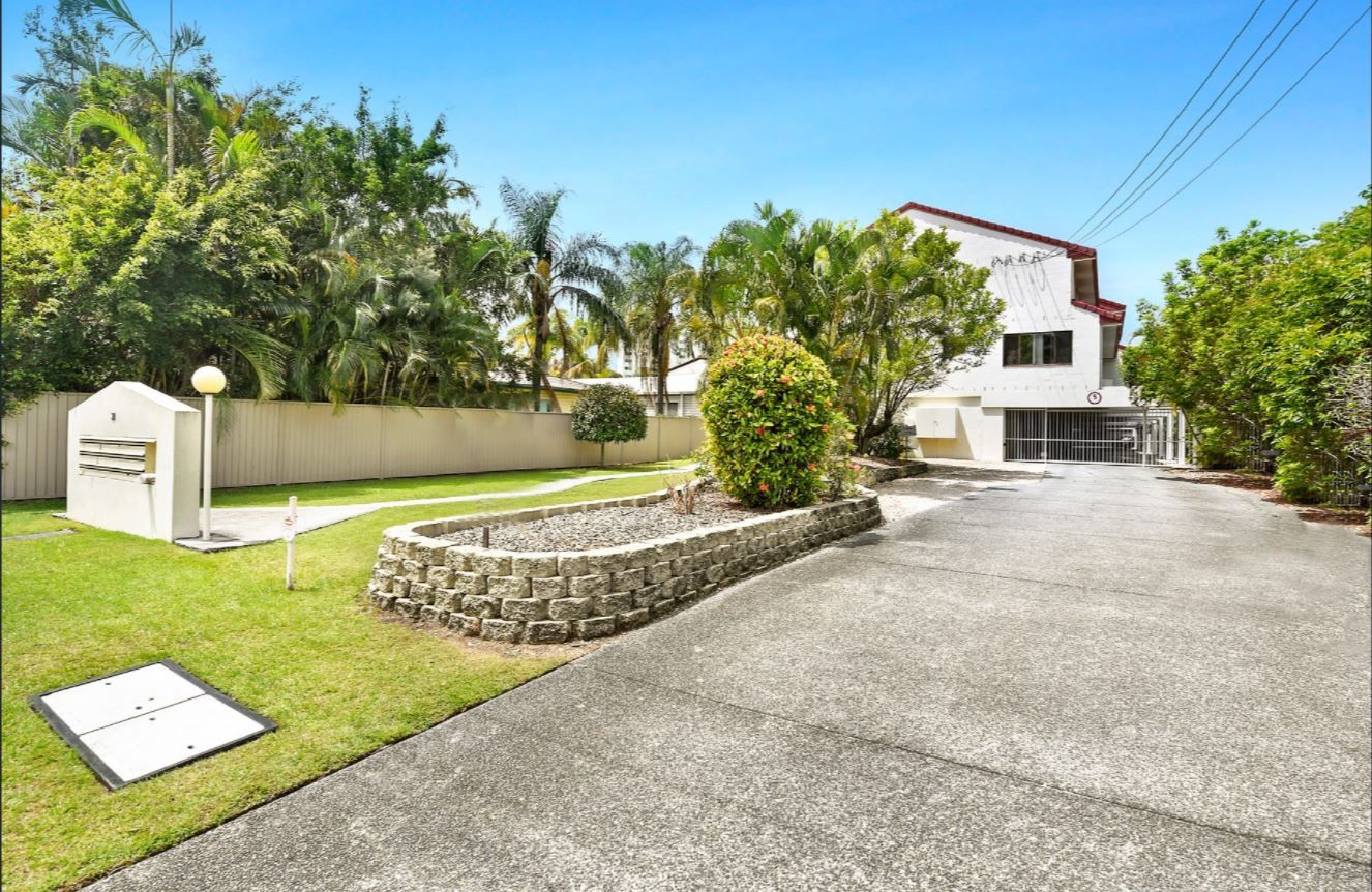 2 bedrooms Apartment / Unit / Flat in 18/21 Huth Street LABRADOR QLD, 4215