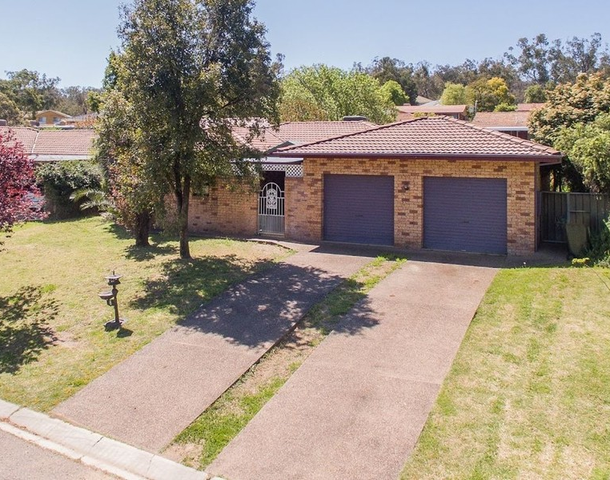 6 Woodbry Crescent, Oxley Vale NSW 2340