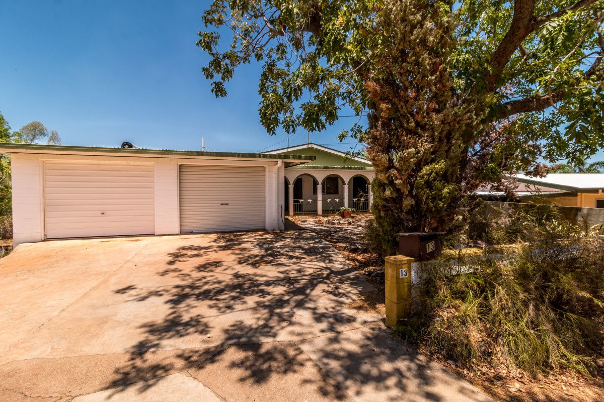 13 Robin Road, Townview QLD 4825