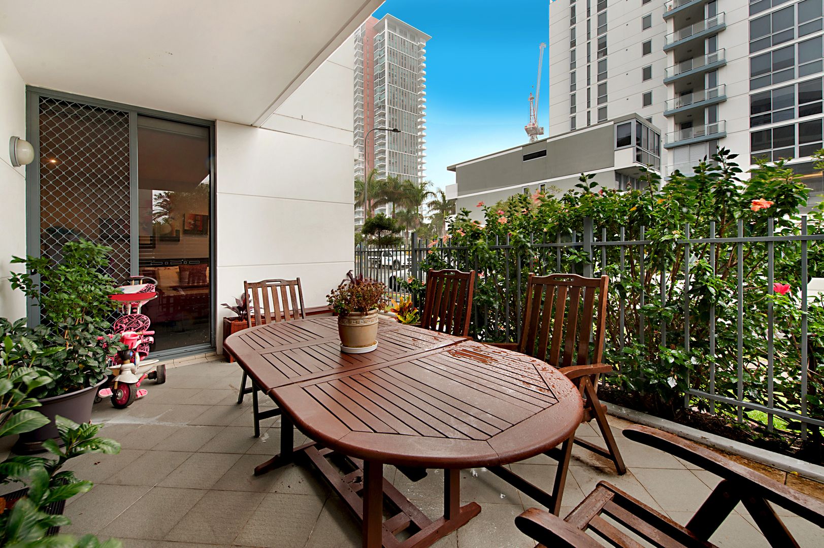 209/1 Aqua Street, Southport QLD 4215, Image 2