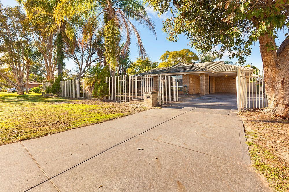 5 bedrooms House in 42 Alderley Square WILSON WA, 6107