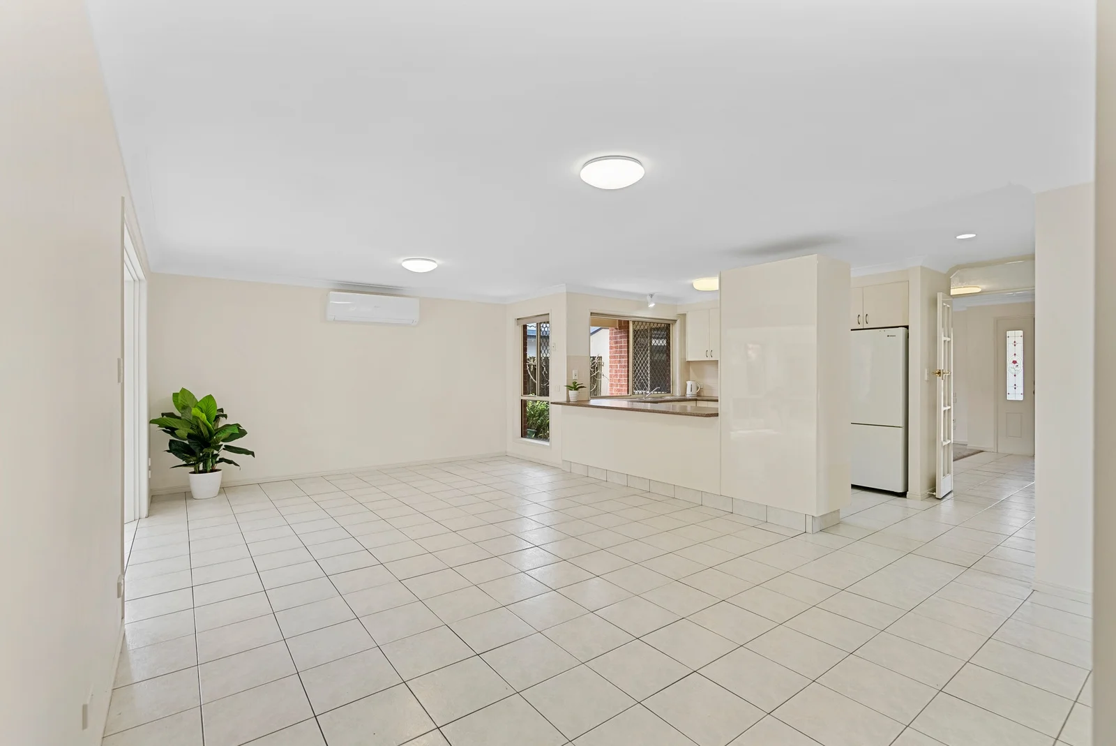 Additional image 8 of 10 Hydrilla Court, Elanora QLD 4221