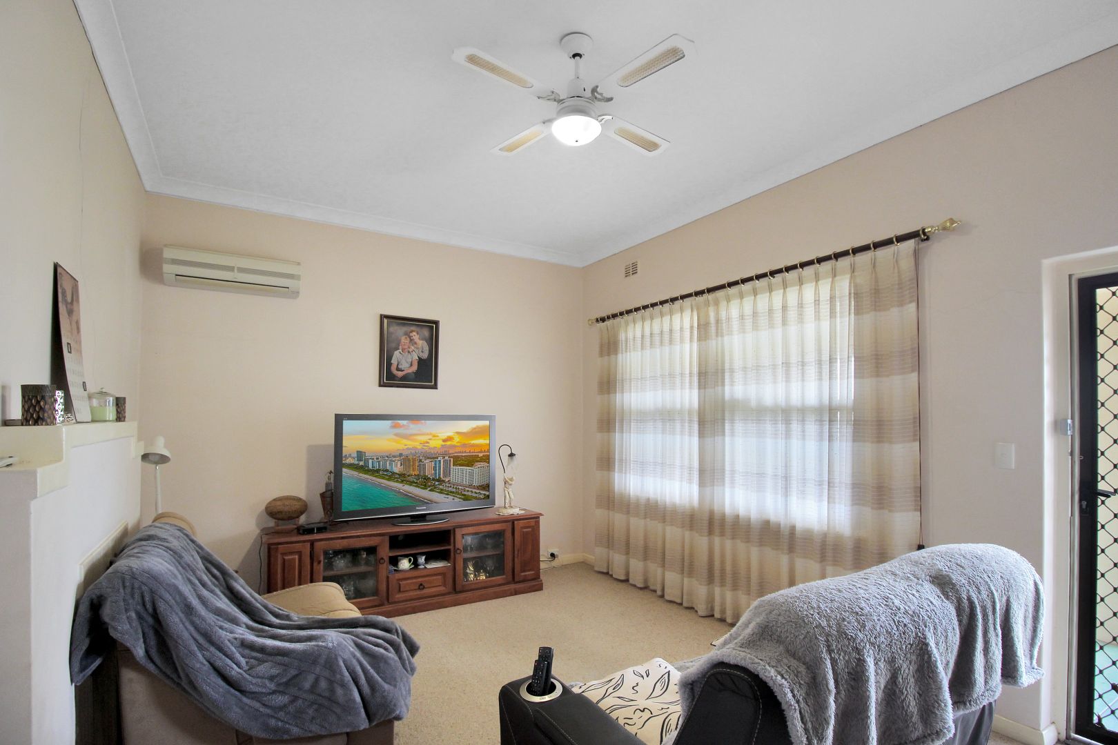 24 Heming Street, Waikerie SA 5330, Image 2