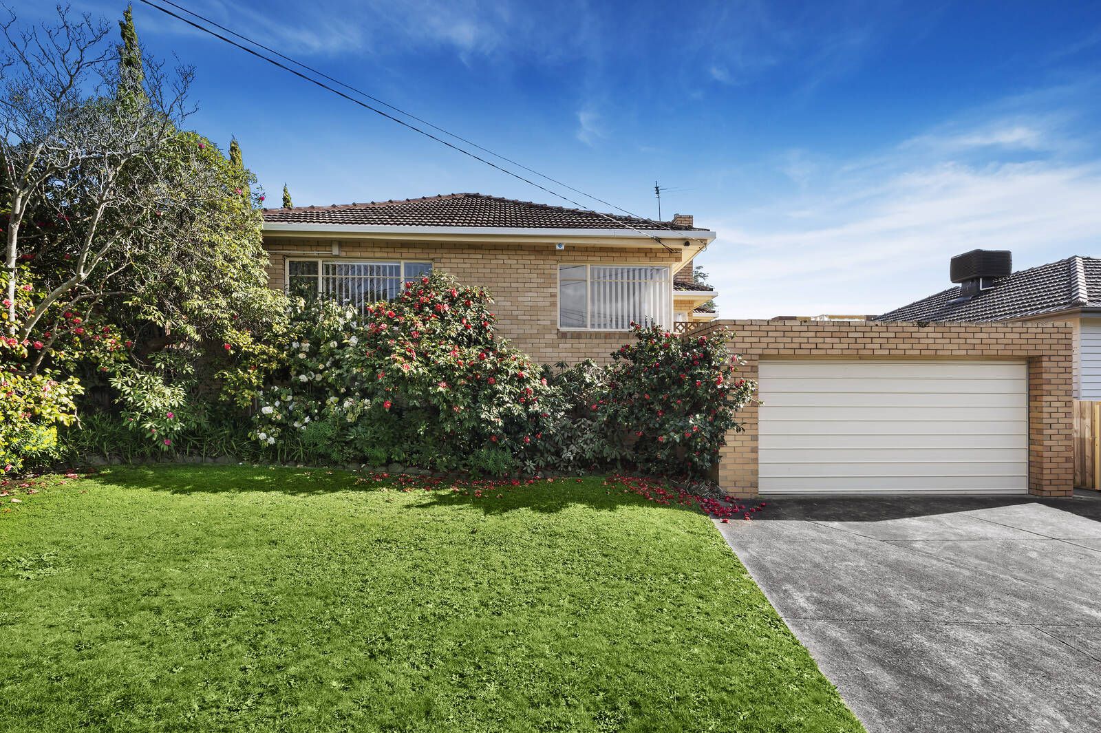 85 Heathfield Rise, Box Hill North VIC 3129, Image 2