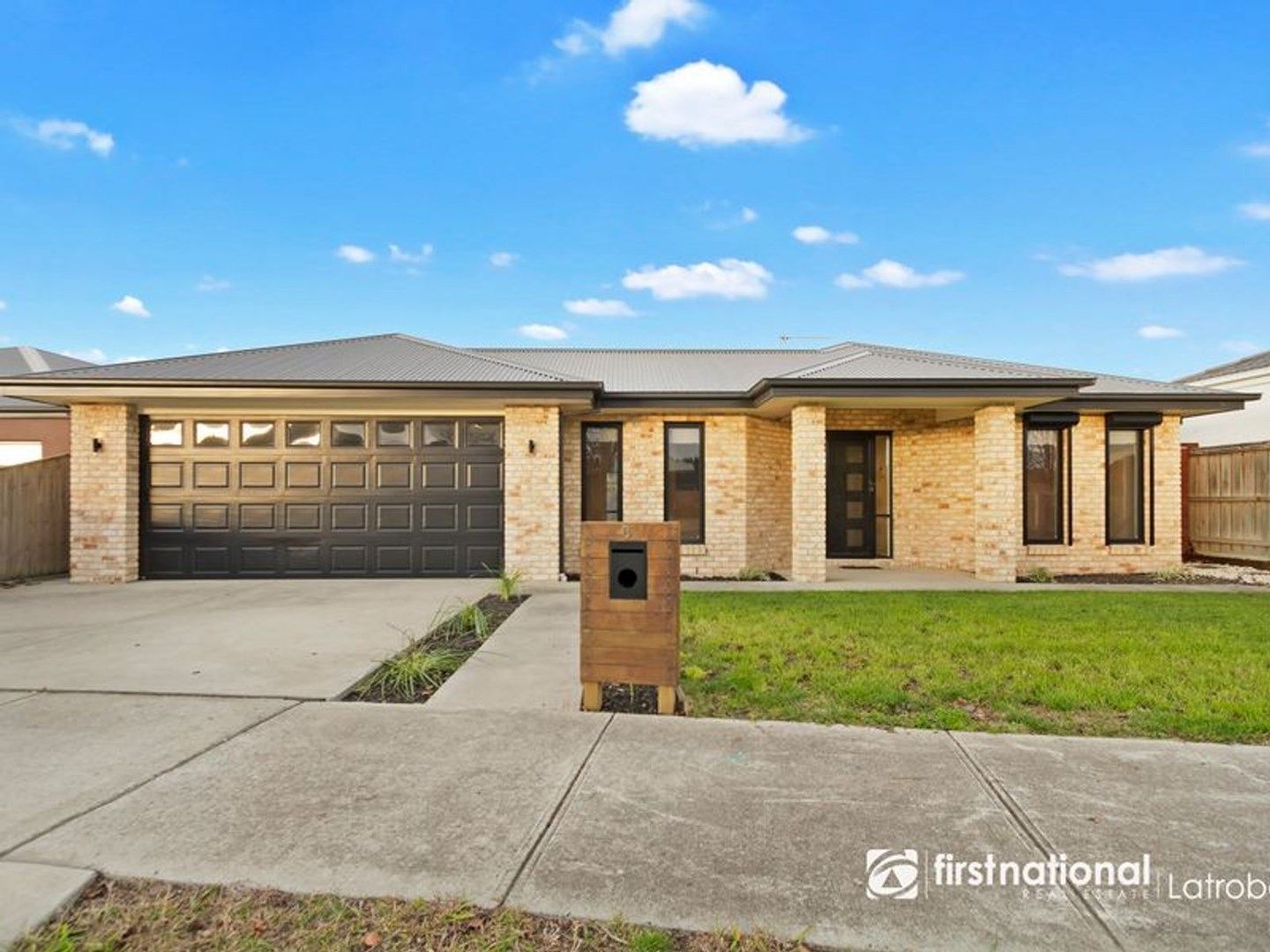 3 bedrooms House in 6 Summerhill Road TRARALGON VIC, 3844