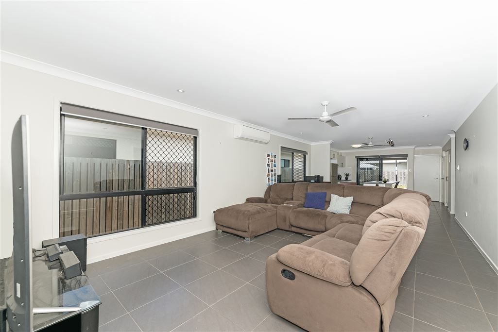 5 Molokai Street, Burdell QLD 4818, Image 2