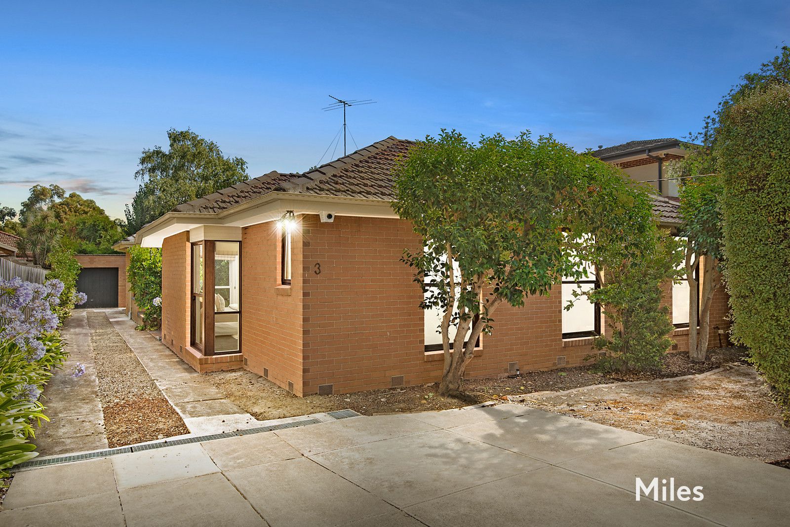 3 Flora Grove, Ivanhoe East VIC 3079, Image 0