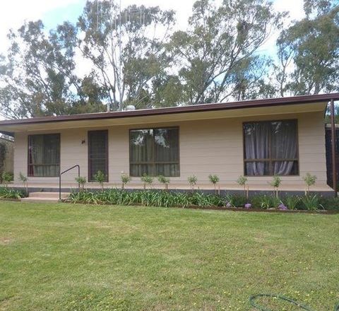Picture of 9 Barooga Road, TOCUMWAL NSW 2714