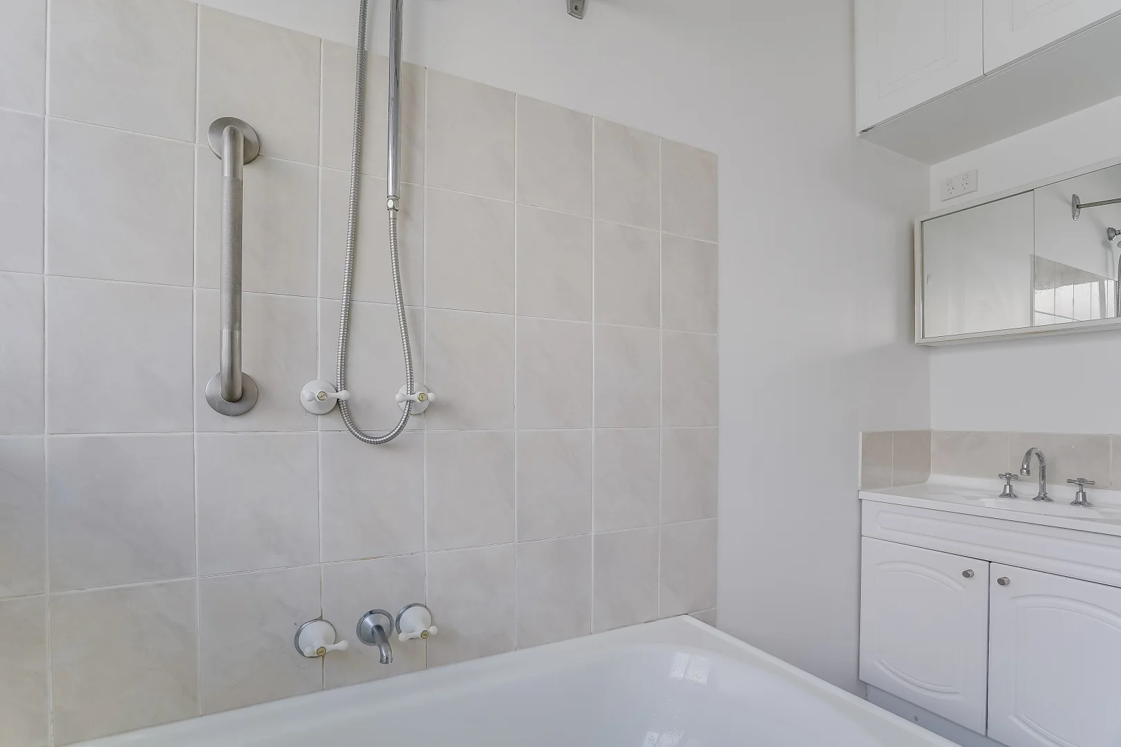 Additional image 10 of 35 Farnsworth Avenue, Campbelltown NSW 2560