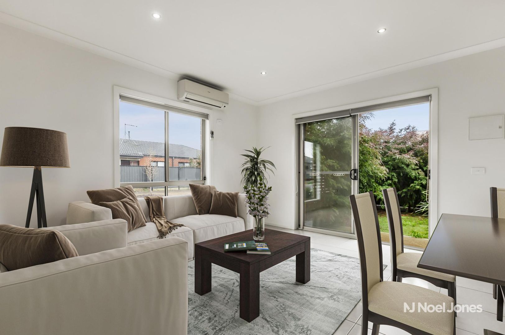 1/10 Bursaria Place, Craigieburn VIC 3064, Image 1