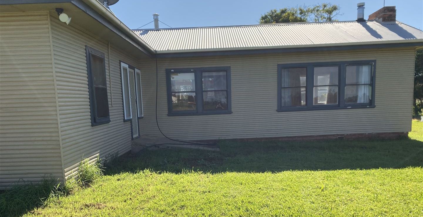 3 bedrooms House in 3946 Lachlan River Road HILLSTON NSW, 2675