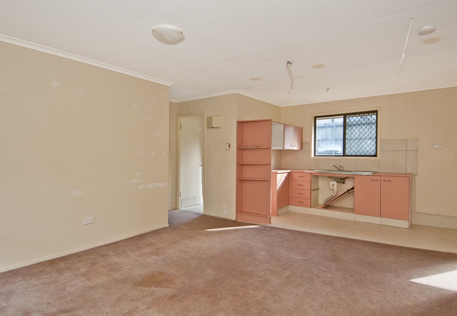 52/17-25 Linning Street, Mount Warren Park QLD 4207, Image 2