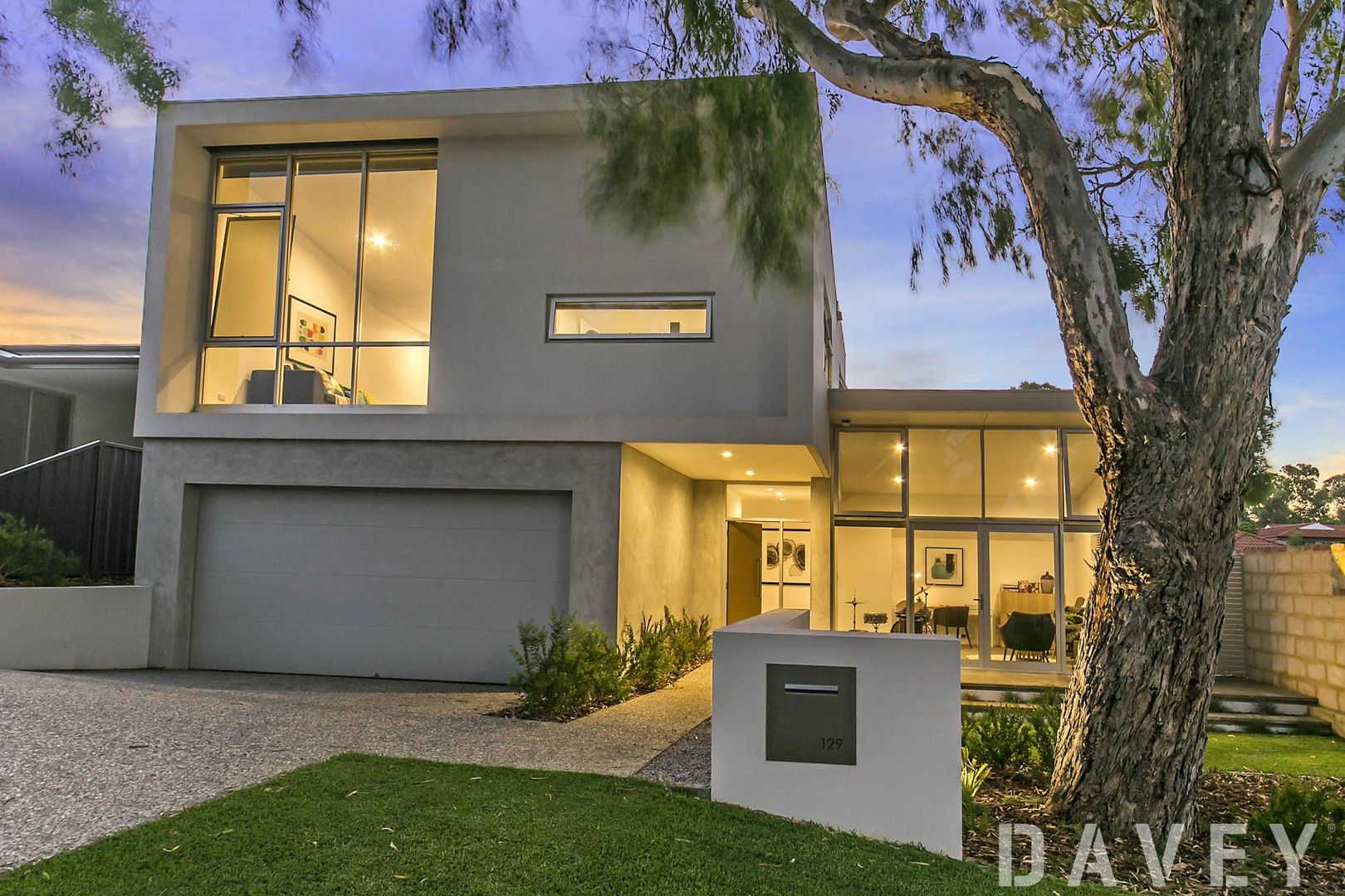 3 bedrooms House in 129 Colin Road WEMBLEY DOWNS WA, 6019