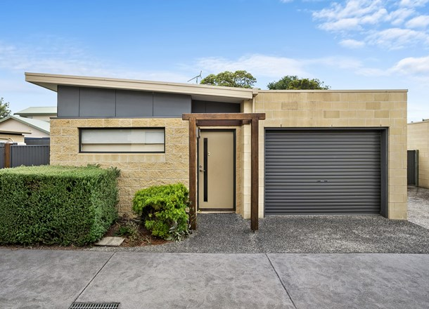 2/5 Pengilley Avenue, Apollo Bay VIC 3233