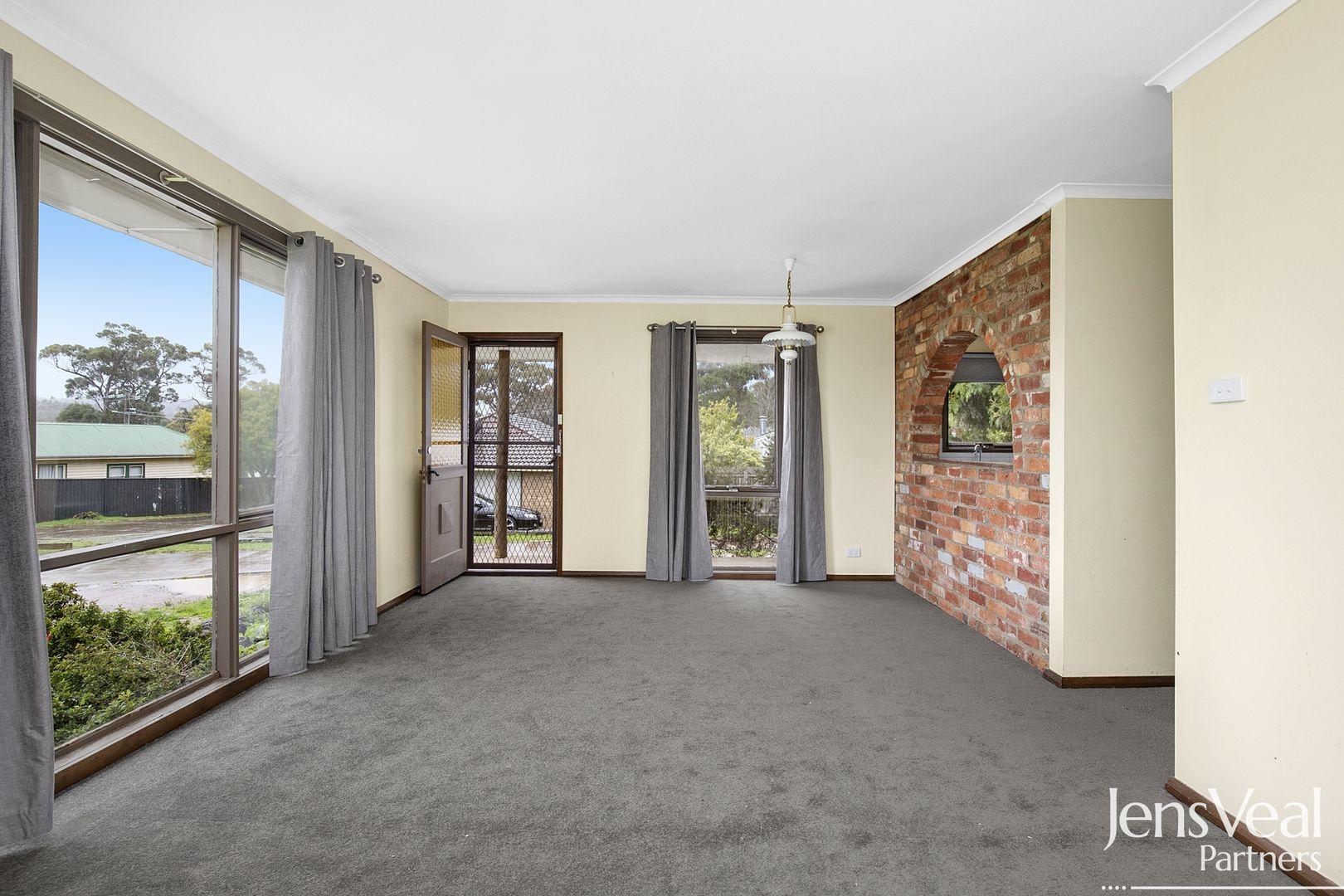 4 Rathkeale Avenue, Mount Helen VIC 3350, Image 2